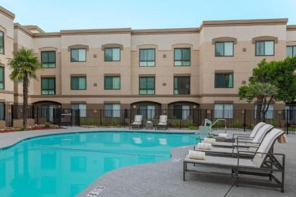 DoubleTree Suites by Hilton Hotel Sacramento – Rancho Cordova - image 8