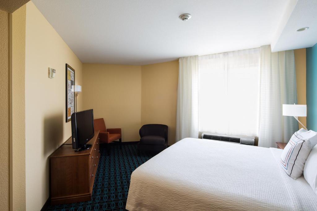 Fairfield Inn & Suites Rancho Cordova - image 7