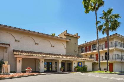 Comfort Inn & Suites Rancho Cordova-Sacramento - image 8