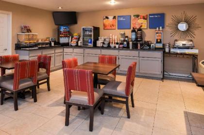 Comfort Inn & Suites Rancho Cordova-Sacramento - image 9