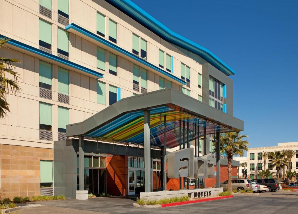 Aloft Ontario-Rancho Cucamonga - image 5