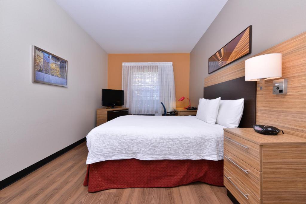 TownePlace Suites by Marriott Ontario Airport - image 5