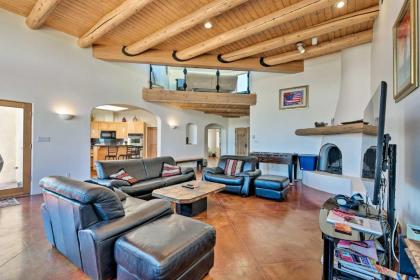 Rancho de taos House with Balcony and Panoramic Views Ranchos de taos