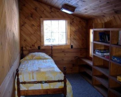 Kennebago Camp Rental Cabin - image 3