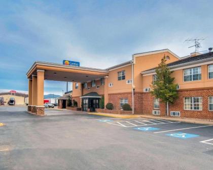 Comfort Inn & Suites Raphine - Lexington near I-81 and I-64 - image 15