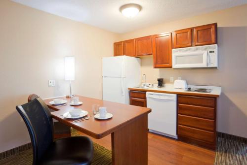 GrandStay Residential Suites Rapid City - image 4