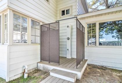 Modern Torch Lake Cottage with Dock and Fire Pit! - image 10