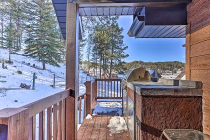 Cabin in the Black Hills Near Mt Rushmore - image 15