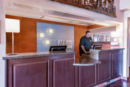 Holiday Inn Express Hotel & Suites Raton an IHG Hotel - image 8