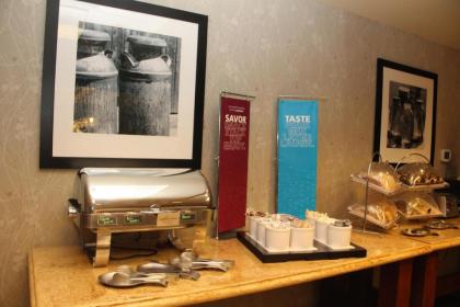 Hampton Inn Rawlins - image 10