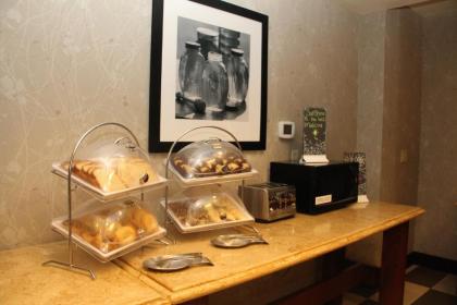 Hampton Inn Rawlins - image 9