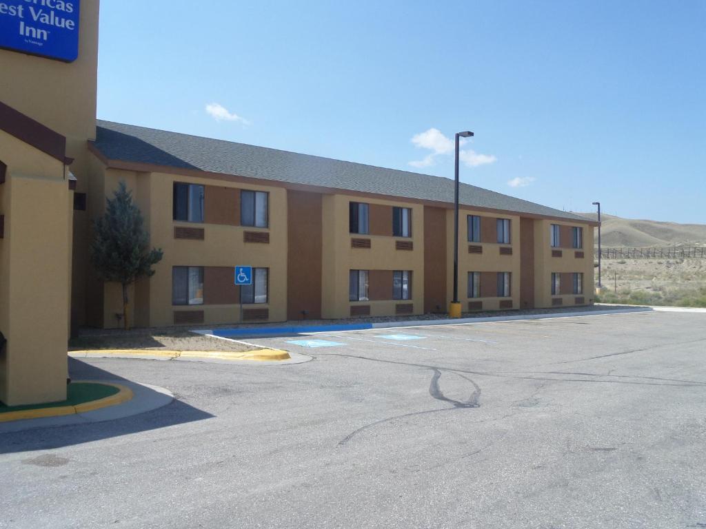 Americas Best Value Inn Rawlins - image 4