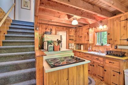 Quiet and Remote Waterfront Cottage on Panther Pond! - image 14