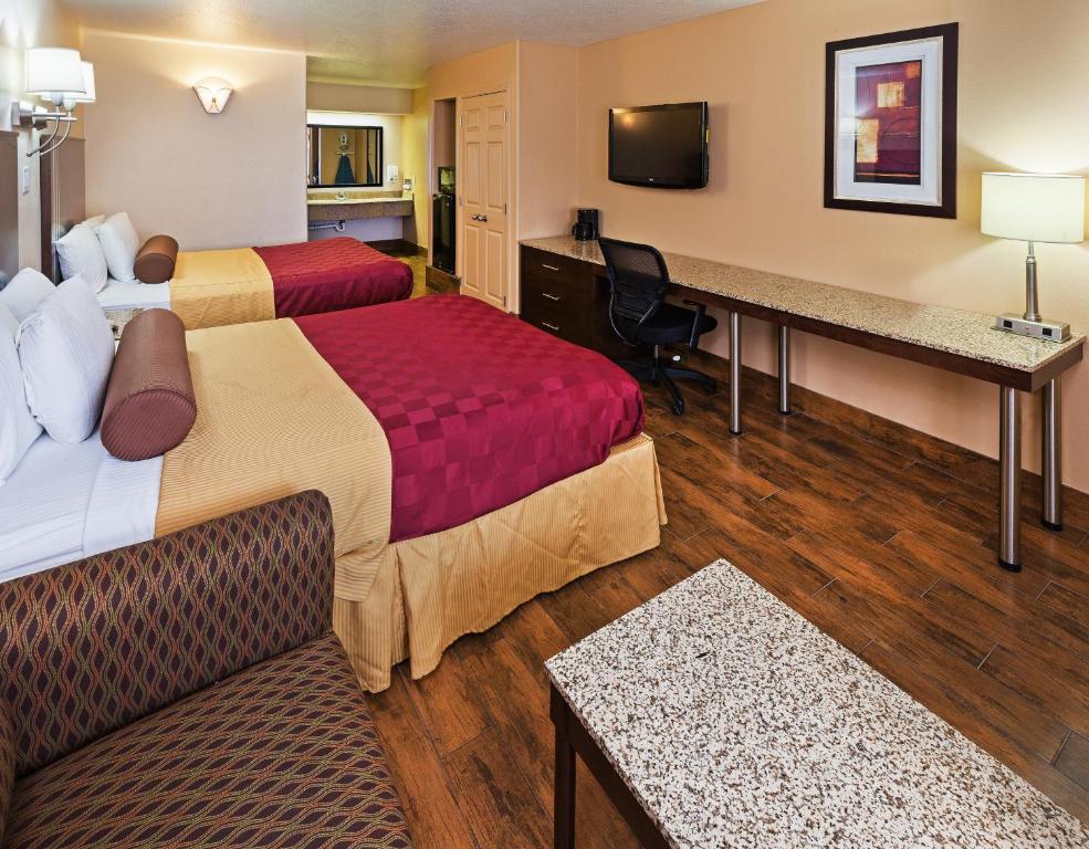 Texas Inn and Suites Raymondville - main image