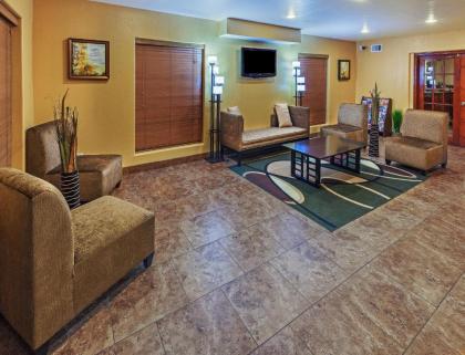 Texas Inn and Suites Raymondville - image 10