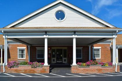 Quality Inn Raynham - Taunton - image 2