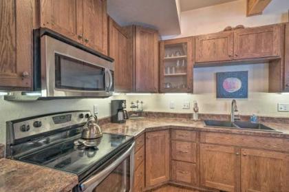 Updated Townhome with Hot Tub - Walk to Downtown! - image 3