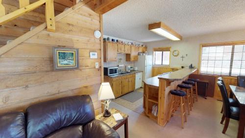 Our Red River Cabin - image 4