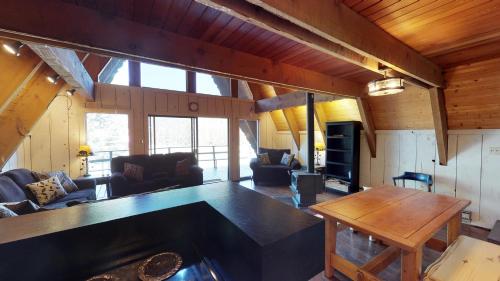 Elk Run A-Frame House - main image