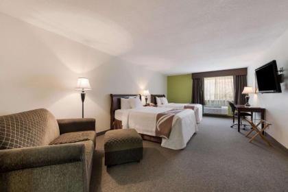 Quality Inn & Suites Red Wing - image 15