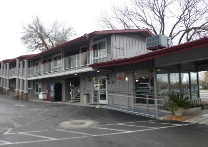 Red Roof Inn Redding - image 8