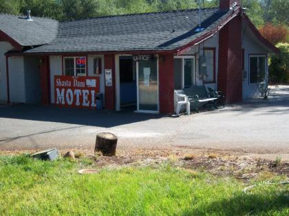 Shasta Dam Motel - image 12