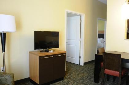 TownePlace Suites Redding - image 10