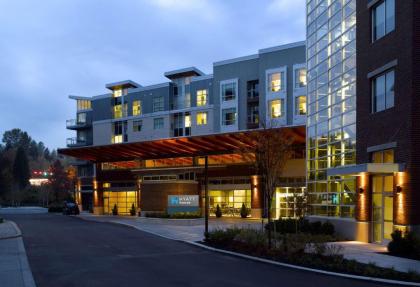 Hyatt House Seattle/Redmond - image 1