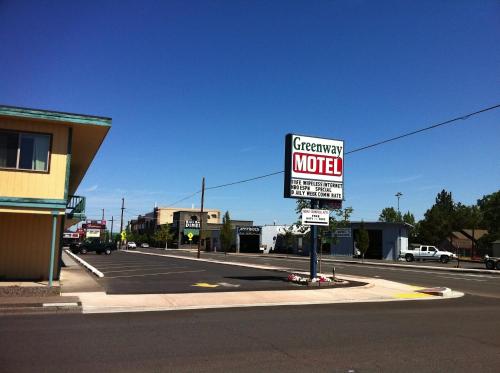 Greenway Motel - image 4