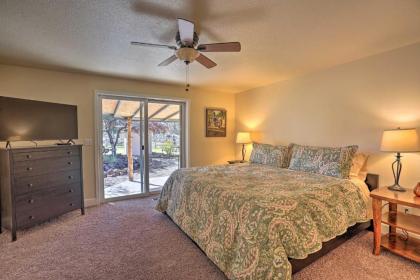 Pet-Friendly Redmond Retreat with Porch and Grill - image 11