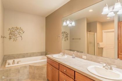 Creekside Townhome - image 12