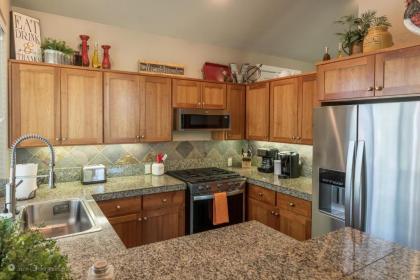 Creekside Townhome - image 6