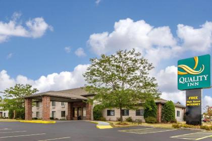 Quality Inn Reedsburg - image 6