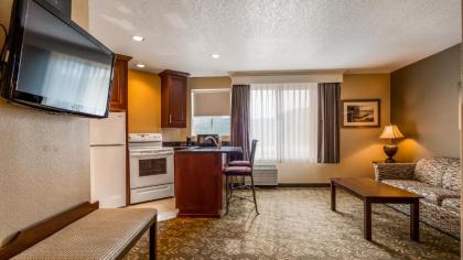 Best Western Salbasgeon Inn & Suites - image 13