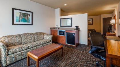 Best Western Salbasgeon Inn & Suites - image 2