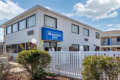 Rodeway Inn  Suites   Rehoboth Beach