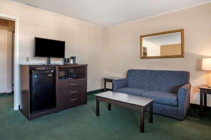 Rodeway Inn & Suites - Rehoboth Beach - image 12