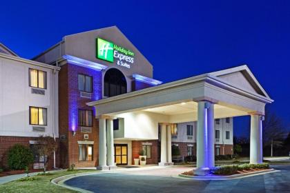 Holiday Inn Express & Suites Reidsville an IHG Hotel - image 6