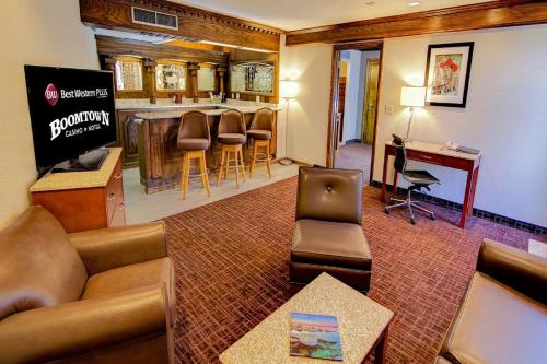 Best Western Plus Boomtown Casino Hotel - image 5