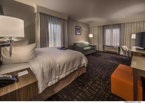 Hampton Inn & Suites - Reno West NV - image 3