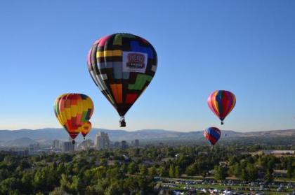 Courtyard by Marriott Reno Downtown/Riverfront - image 5