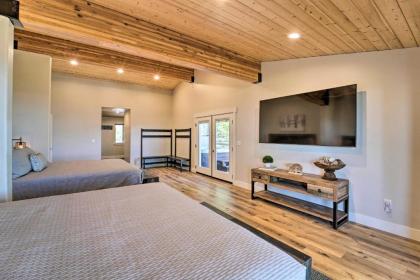 Luxury Chalet with Views 3 Mi to Mt Rose Ski! - image 12