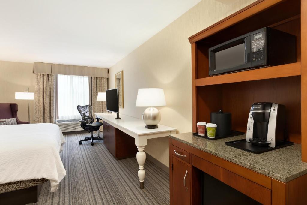 Hilton Garden Inn Seattle/Renton - image 6