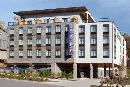 Hampton Inn & Suites Seattle/Renton Wa - image 10