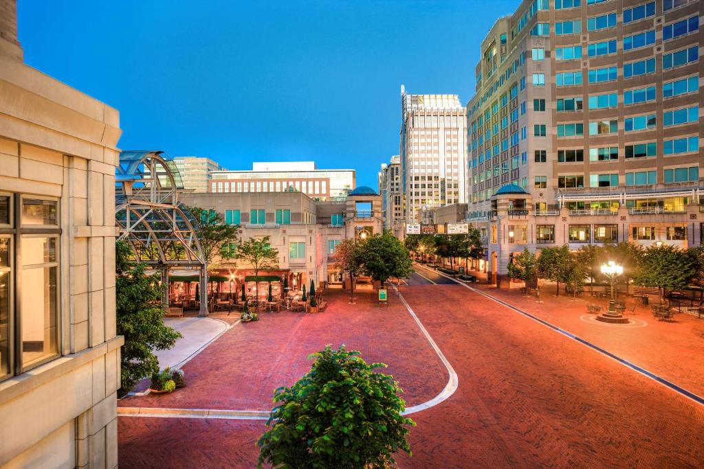 Hyatt Regency Reston - image 5