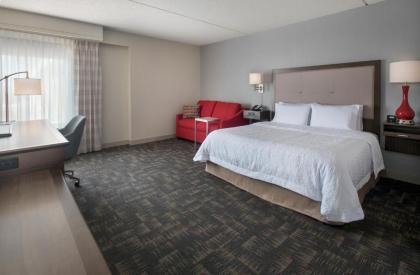 Hampton Inn Boston Logan Airport - image 4