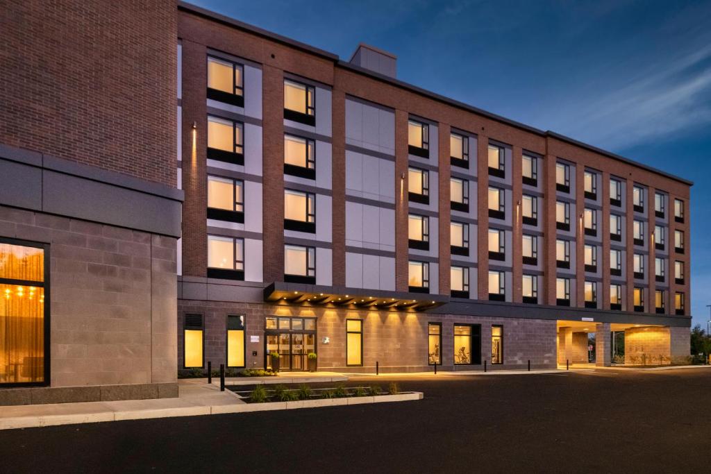 Staybridge Suites - Boston Logan Airport - Revere an IHG Hotel - main image