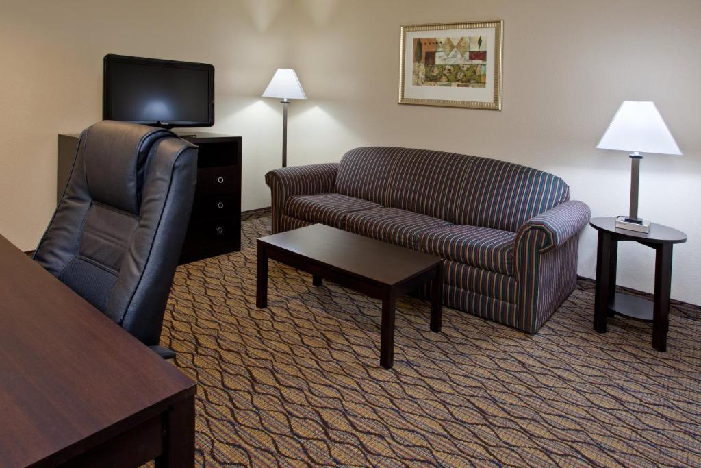 Holiday Inn Express & Suites Columbus East - Reynoldsburg an IHG Hotel - image 5