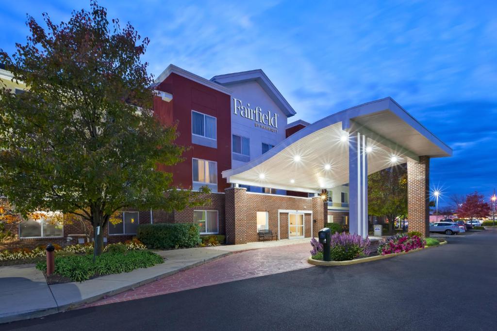 Fairfield Inn & Suites by Marriott Columbus East - main image