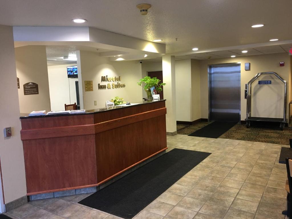 Microtel Inn & Suites by Wyndham Rice Lake - image 6